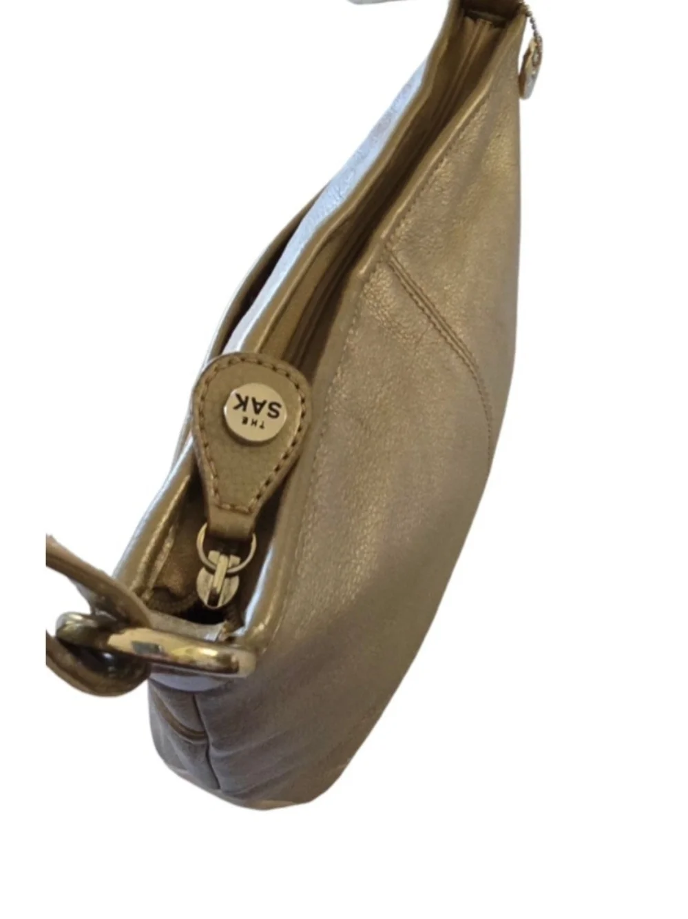 The SAK Taupe Pebbled Leather Bag  Medium Shoulder Purse Pattern Interior